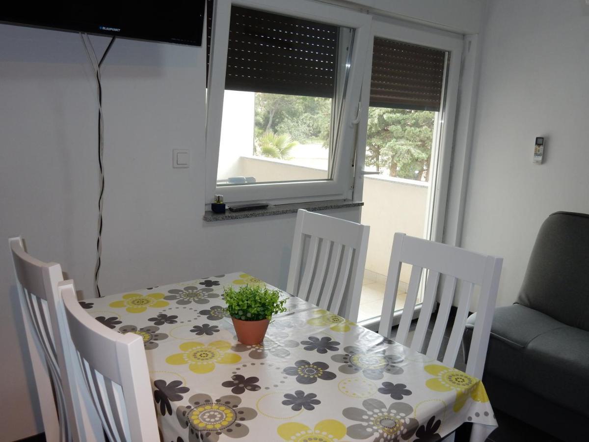 Apartments Ina Medulin Bagian luar foto